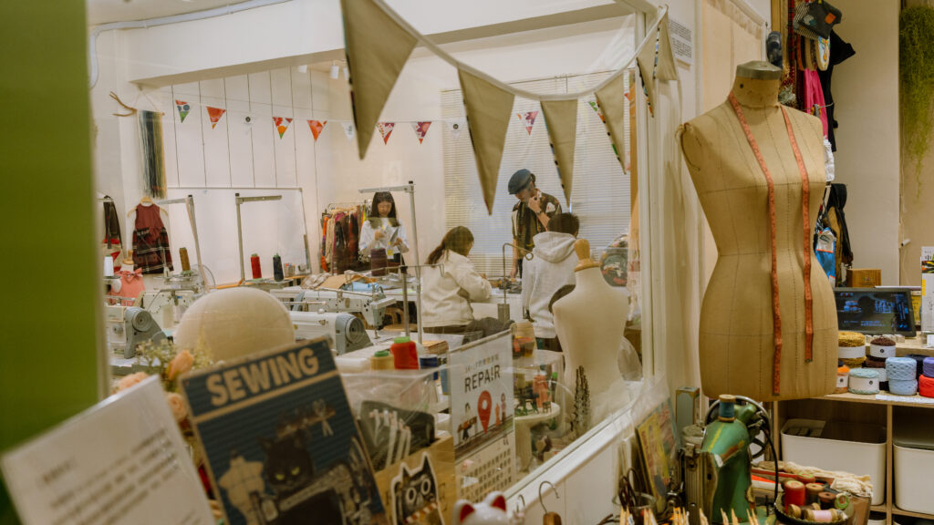 打開台北、REstoRE;:舊與新織
編織、手作、布、服裝設計、課程、大稻埕、二手、循環再利用、毛孩窩、寵物、舊衣再利用