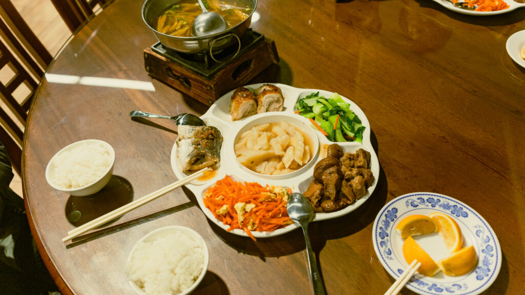 逃離現實走進遊戲畫面中的遺落之境—太平山國家森林遊樂區 太平山,宜蘭太平山,太平山住宿,太平山遊樂區,太平山森林遊樂區,太平山天氣,太平山蹦蹦車,森林鐵道,森林步道,健走步道,登山步道,鐵道,肖楠館,背包客,雲海咖啡廳,太平山餐廳