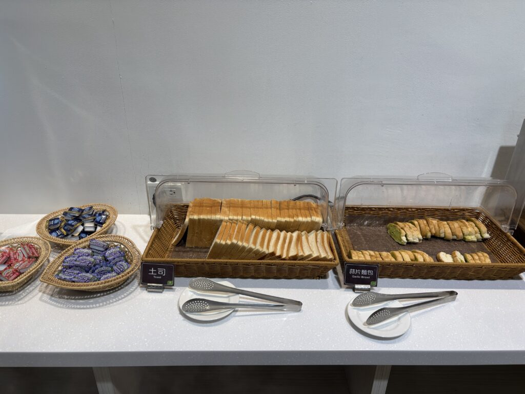 逃離現實走進遊戲畫面中的遺落之境—太平山國家森林遊樂區 太平山,宜蘭太平山,太平山住宿,太平山遊樂區,太平山森林遊樂區,太平山天氣,太平山蹦蹦車,森林鐵道,森林步道,健走步道,登山步道,鐵道,肖楠館,背包客,雲海咖啡廳,太平山餐廳,太平山美食