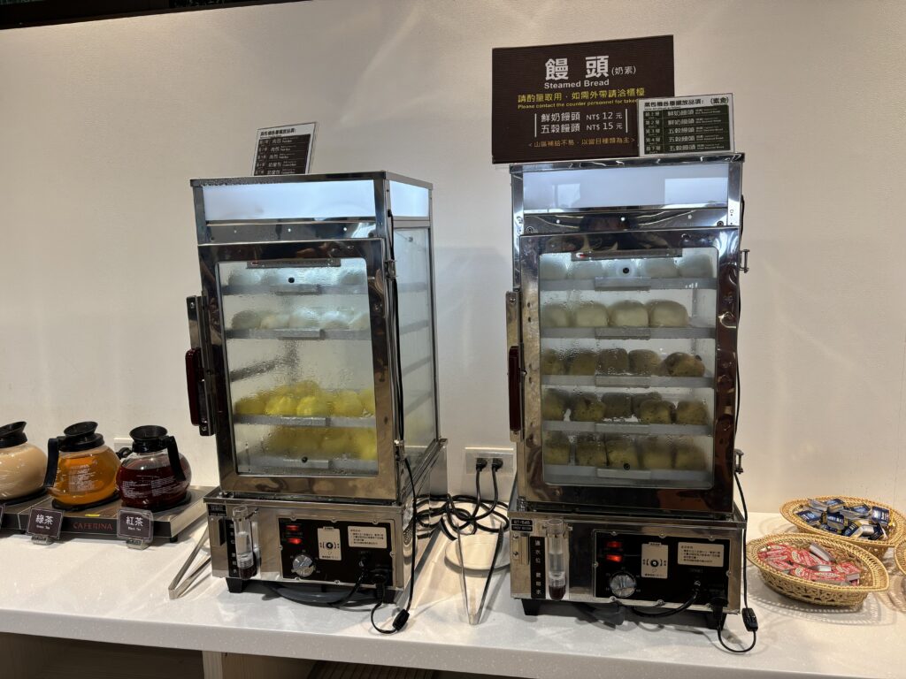 逃離現實走進遊戲畫面中的遺落之境—太平山國家森林遊樂區 太平山,宜蘭太平山,太平山住宿,太平山遊樂區,太平山森林遊樂區,太平山天氣,太平山蹦蹦車,森林鐵道,森林步道,健走步道,登山步道,鐵道,肖楠館,背包客,雲海咖啡廳,太平山餐廳,太平山美食,麵包,,吐司,包子